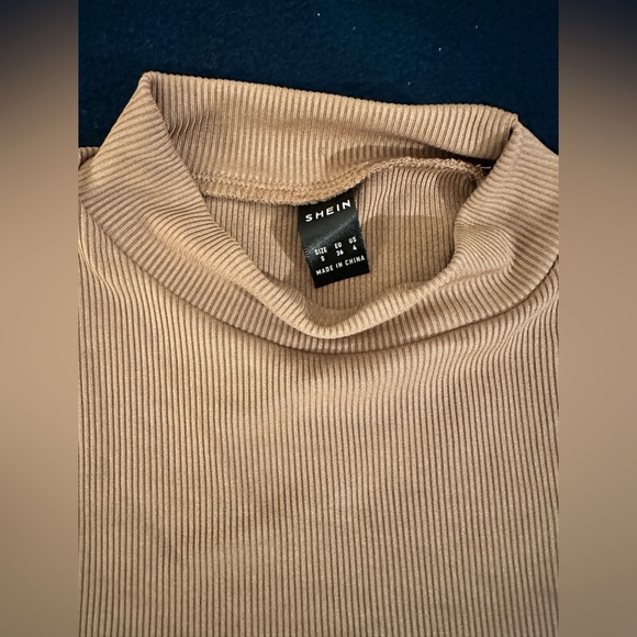 Basic shirt bundle - Picture 7 of 10